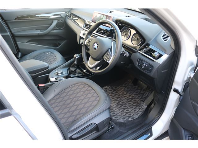 2016 BMW X1 photo 3