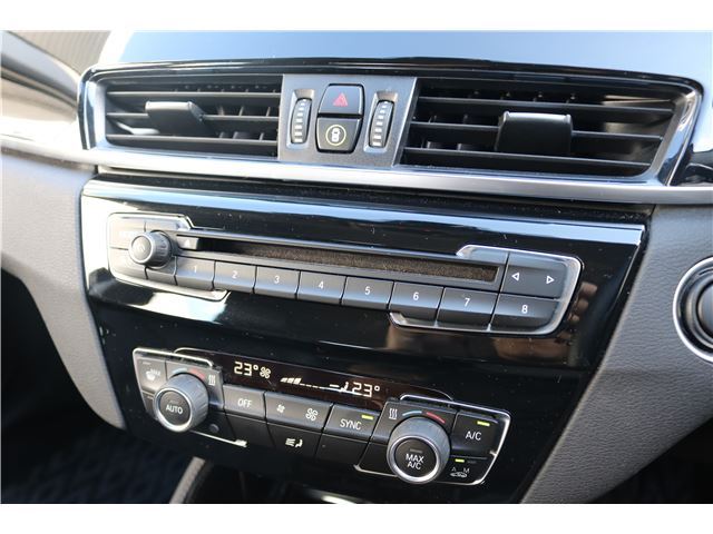 2016 BMW X1 缩略图 16