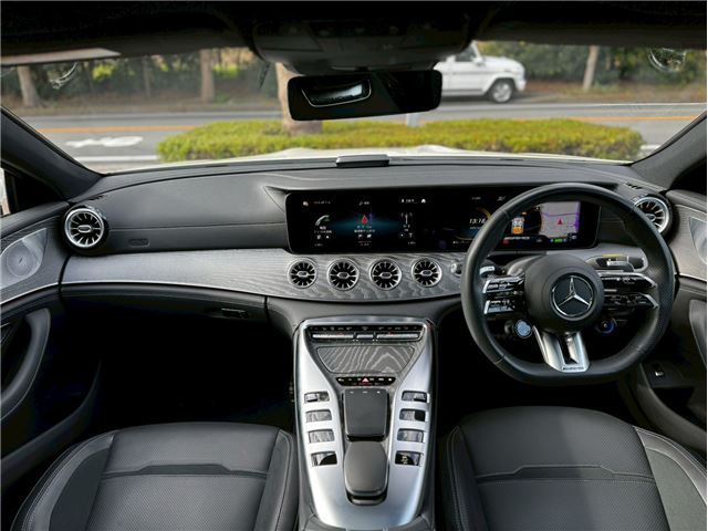 صورة مصغرة 9 لـ 2024 Mercedes-BENZ GT AMG