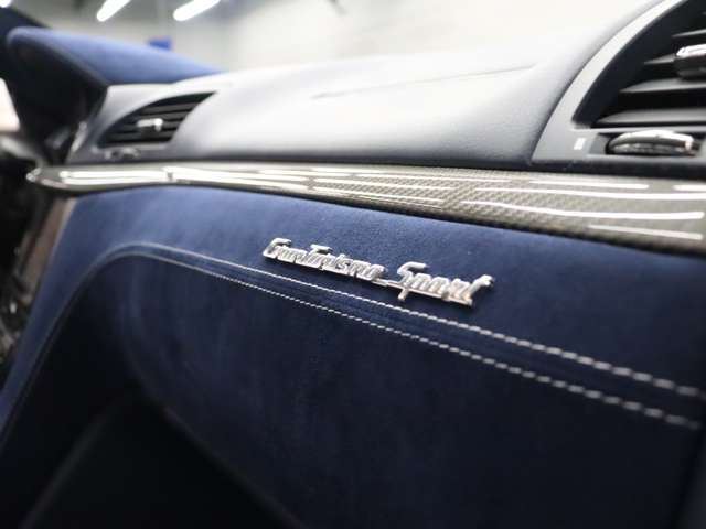 صورة مصغرة 21 لـ 2014 Maserati GRAN TURISMO
