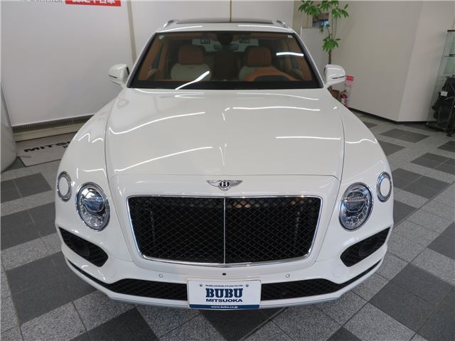 صورة مصغرة 4 لـ 2019 Bentley BENTAYGA