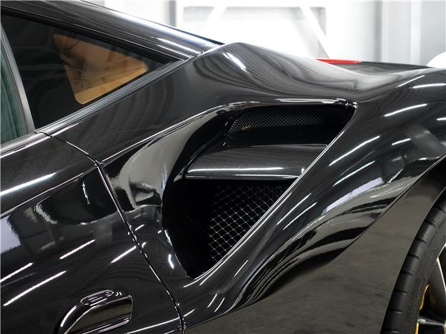 صورة مصغرة 14 لـ 2017 Ferrari 488 GTB