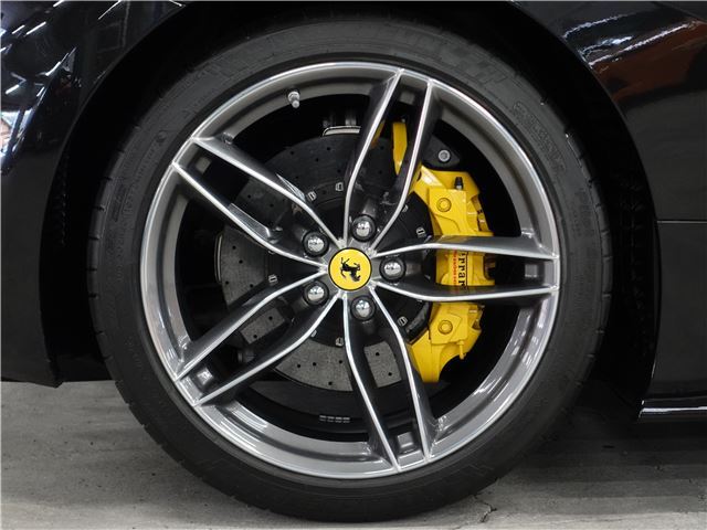 صورة مصغرة 21 لـ 2017 Ferrari 488 GTB