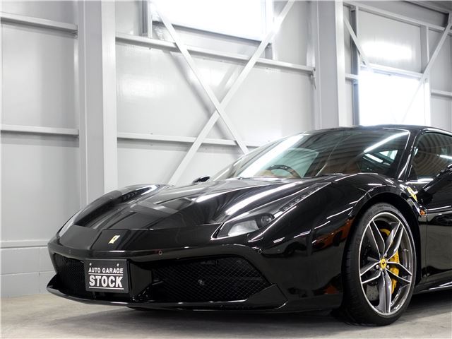 2017 Ferrari 488 GTB 照片 10