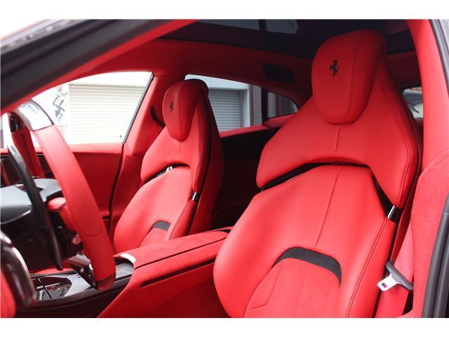 2025 Ferrari PUROSANGUE 缩略图 24