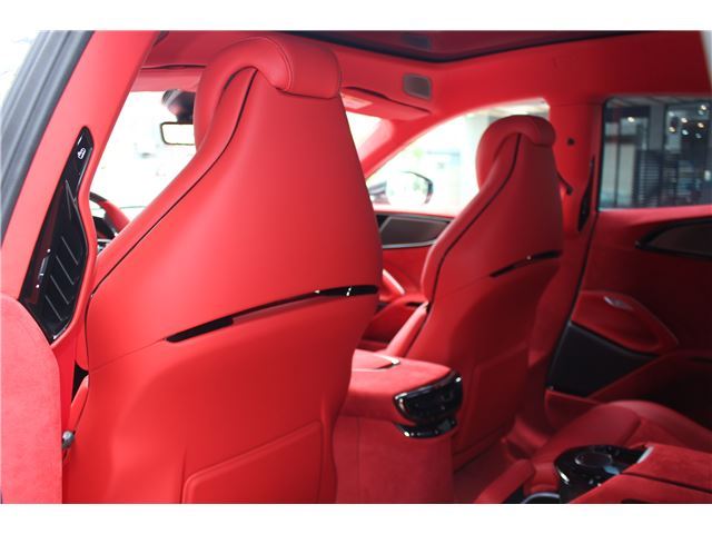 2025 Ferrari PUROSANGUE 缩略图 28
