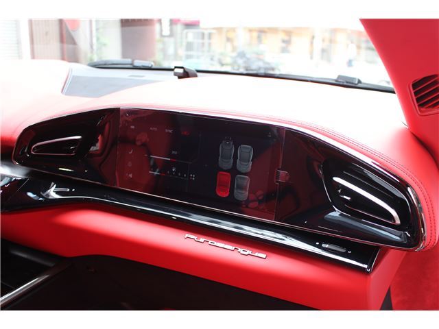 2025 Ferrari PUROSANGUE 缩略图 42