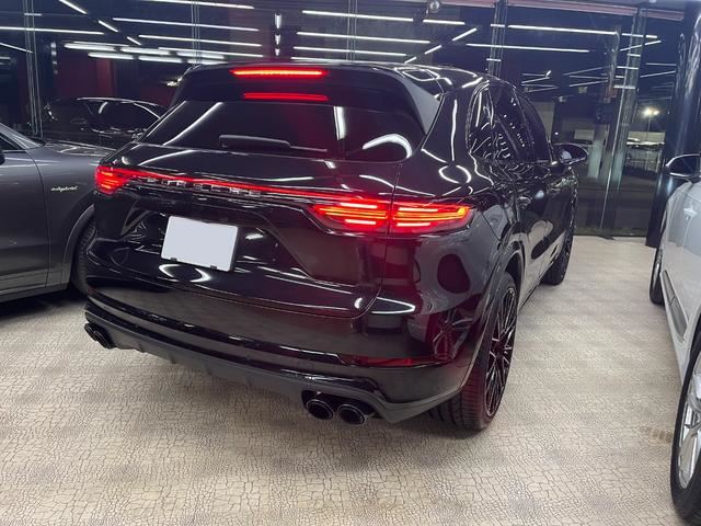 1989 Porsche CAYENNE 照片 3