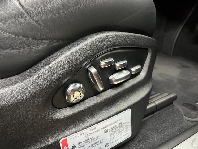 صورة مصغرة 24 لـ 1989 Porsche CAYENNE