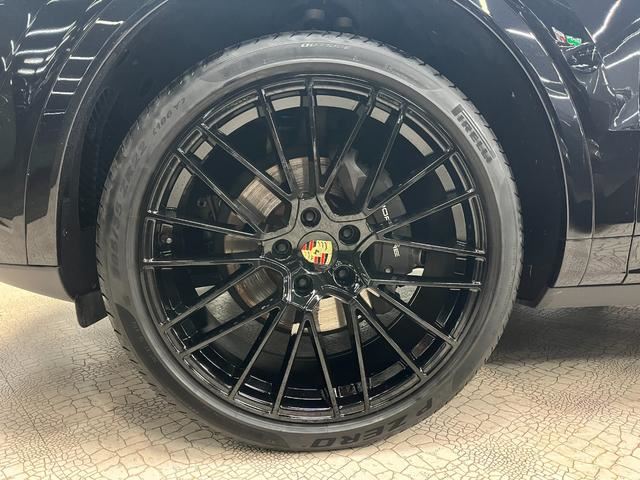 صورة مصغرة 26 لـ 1989 Porsche CAYENNE