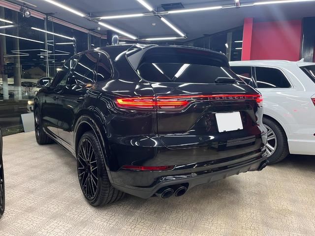 1989 Porsche CAYENNE 照片 4