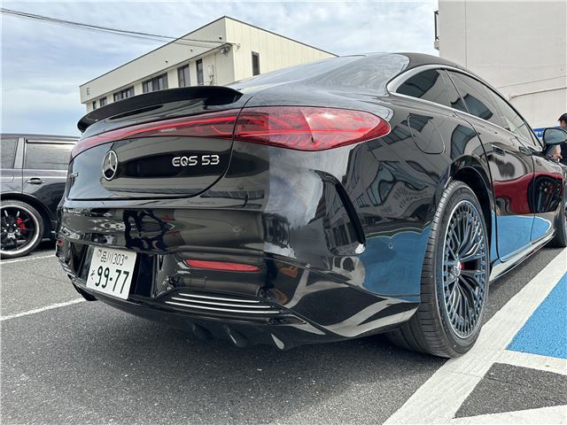 2022 Mercedes-BENZ EQS AMG 照片 8