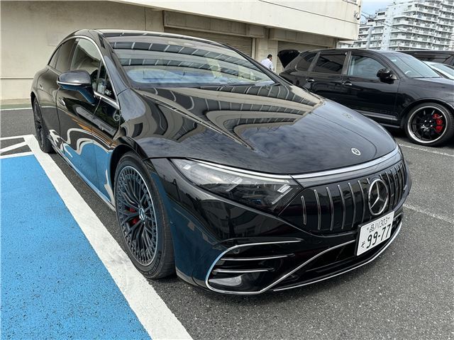 2022 Mercedes-BENZ EQS AMG 照片 6