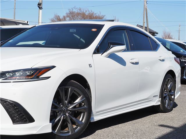 2019 Lexus ES photo 6