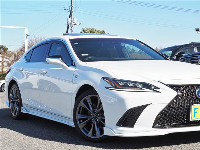 2019 Lexus ES photo 4