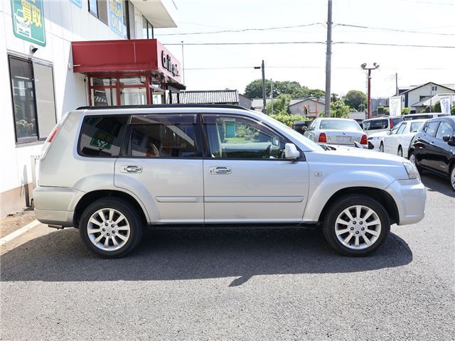 صورة مصغرة 44 لـ 2005 Nissan X-TRAIL