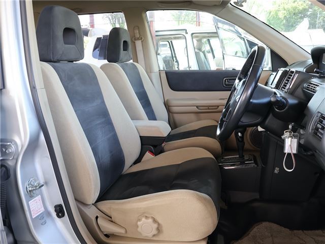 صورة 8 لـ 2005 Nissan X-TRAIL