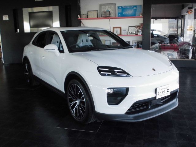 2026 Porsche MACAN ELECTRIC — миниатюра 22