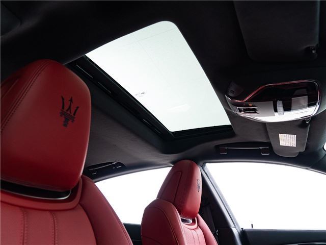 2021 Maserati QUATTROPORTE — миниатюра 5