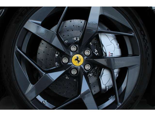 2025 Ferrari 12CILINDRI thumbnail 30