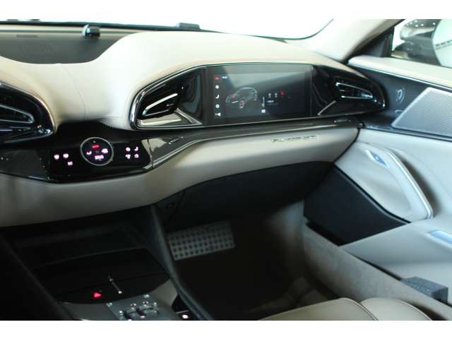صورة مصغرة 16 لـ 2024 Ferrari PUROSANGUE