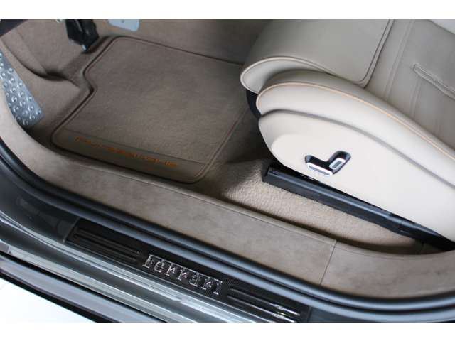صورة مصغرة 17 لـ 2024 Ferrari PUROSANGUE