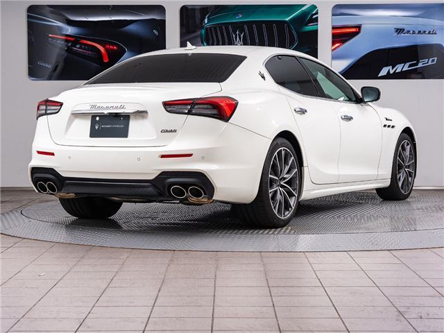 صورة مصغرة 2 لـ 2021 Maserati GHIBLI