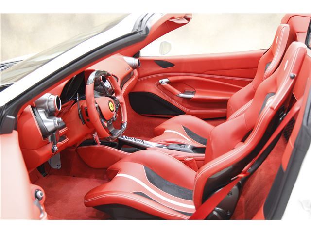صورة مصغرة 14 لـ 2022 Ferrari F8 SPIDER