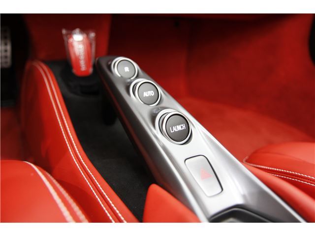 صورة مصغرة 32 لـ 2022 Ferrari F8 SPIDER