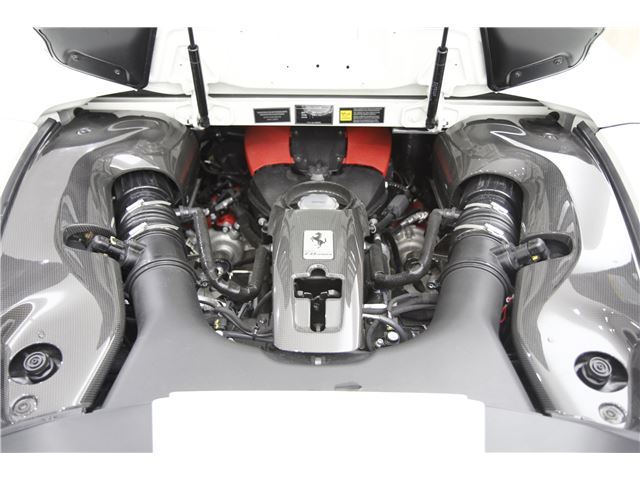 صورة مصغرة 43 لـ 2022 Ferrari F8 SPIDER