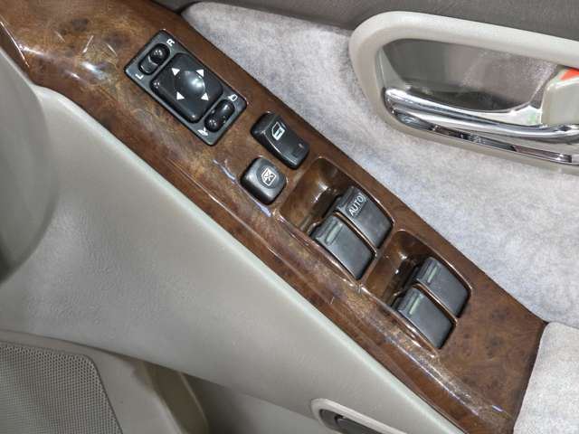 2001 Nissan LAUREL 缩略图 58