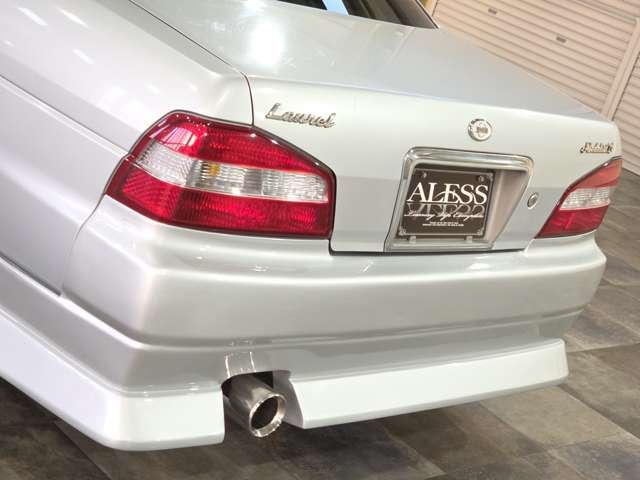 2001 Nissan LAUREL 缩略图 10