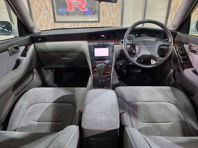 2001 Nissan LAUREL 缩略图 4