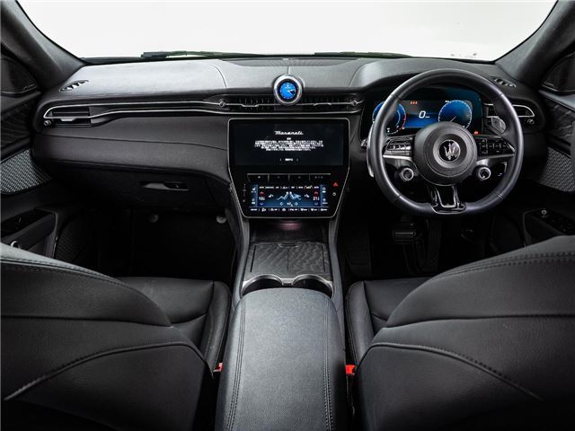 صورة مصغرة 3 لـ 2023 Maserati GRECALE