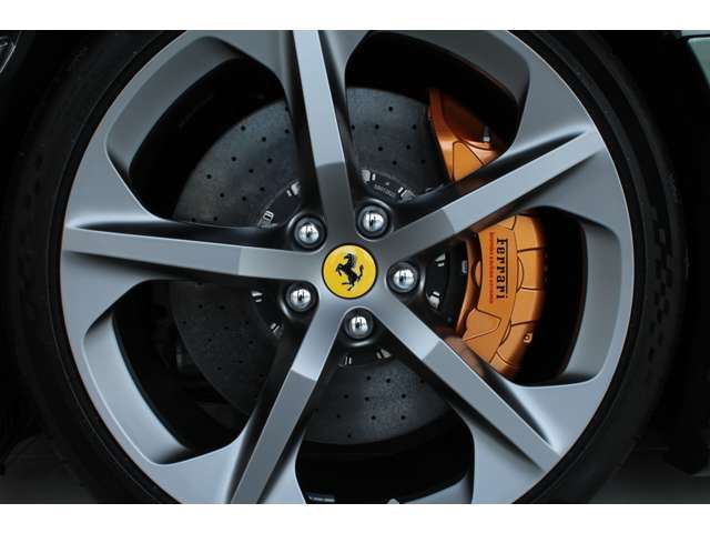 صورة مصغرة 25 لـ 2025 Ferrari 12CILINDRI