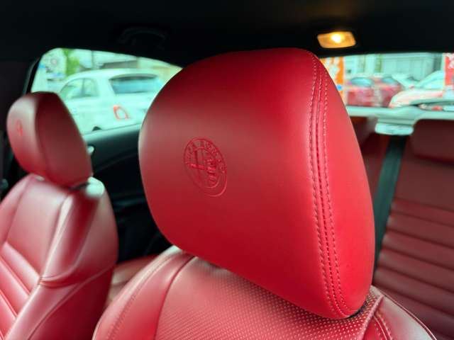 2013 ALFA Romeo GIULIETTA — миниатюра 40