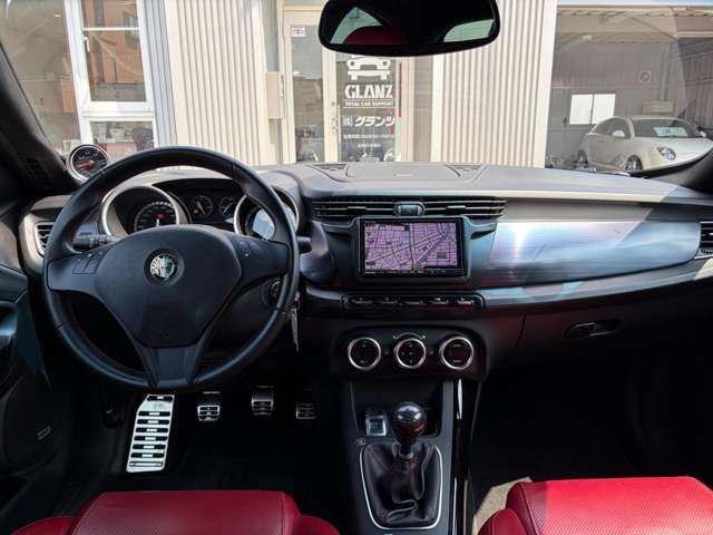 2013 ALFA Romeo GIULIETTA — миниатюра 8
