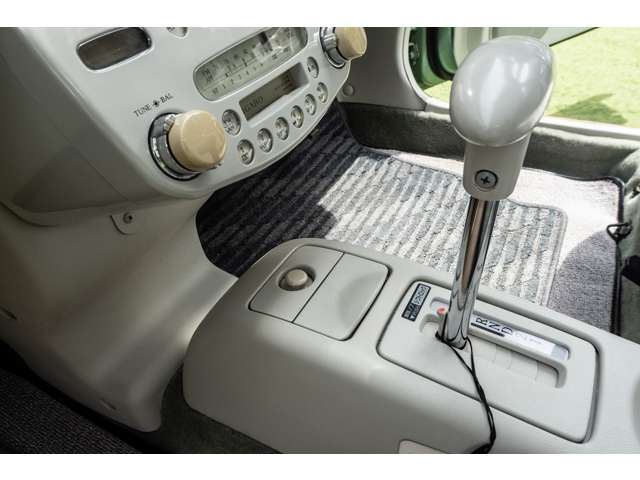 1991 Nissan FIGARO 照片 10