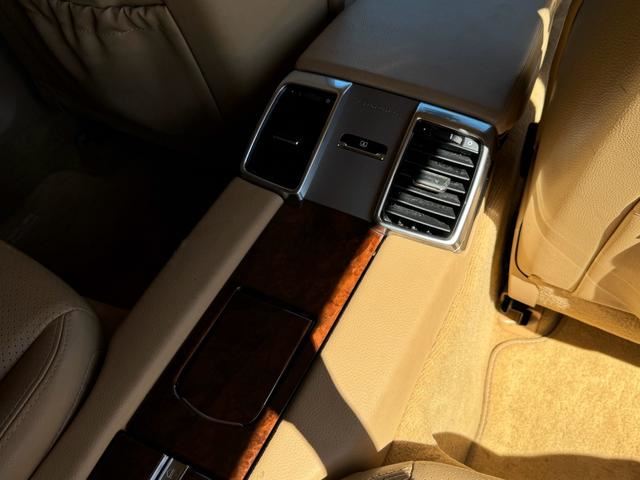 صورة مصغرة 37 لـ 2011 Porsche PANAMERA