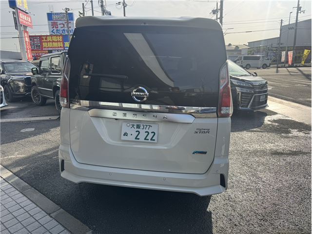 2017 Nissan SERENA — миниатюра 2