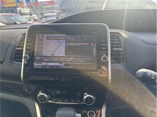 2017 Nissan SERENA — миниатюра 7