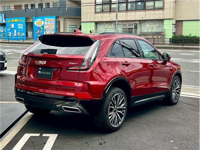 2025 Cadillac XT4 照片 3