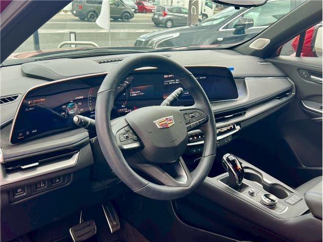 2025 Cadillac XT4 照片 2