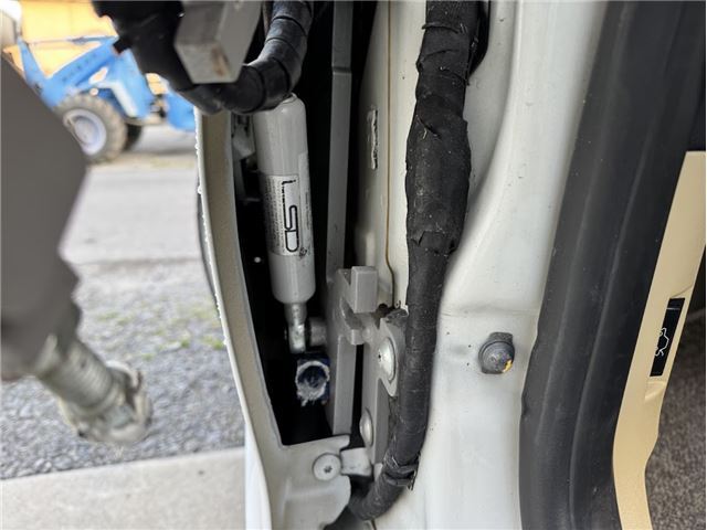 2004 BMW Z4 缩略图 14