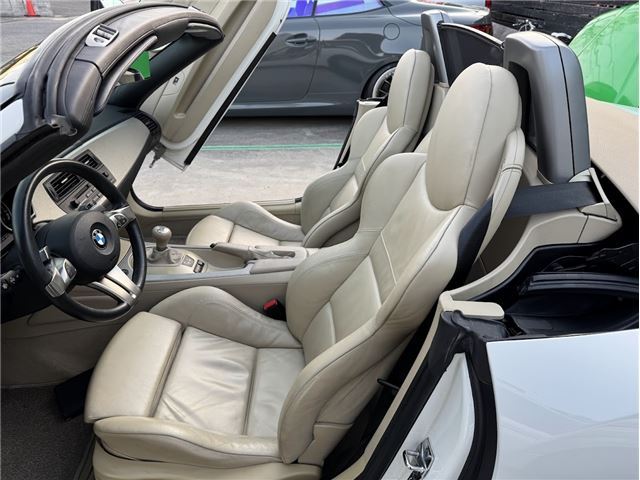 2004 BMW Z4 缩略图 16