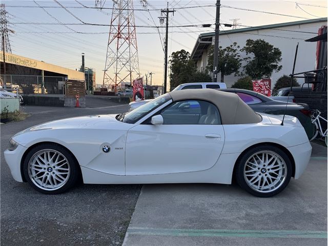 2004 BMW Z4 缩略图 37