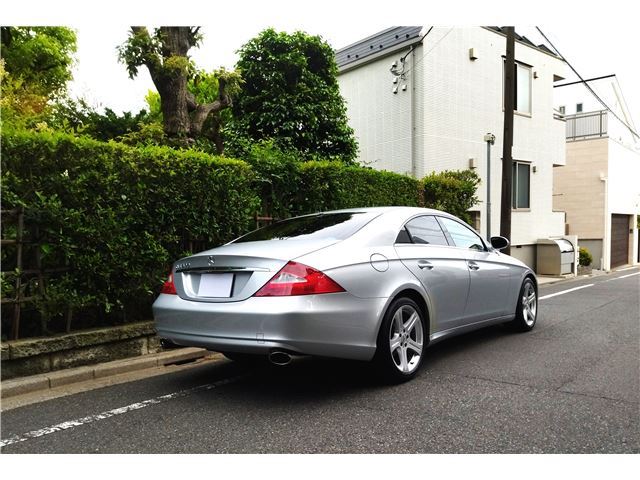 صورة مصغرة 2 لـ 2005 Mercedes-BENZ CLS
