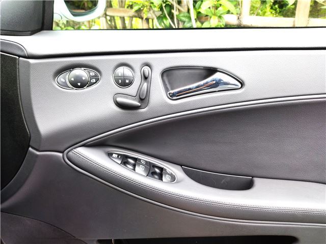 صورة مصغرة 25 لـ 2005 Mercedes-BENZ CLS