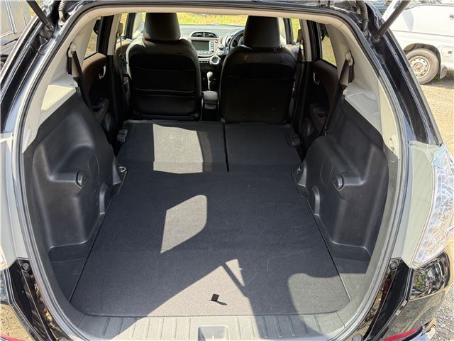 صورة مصغرة 14 لـ 2011 Honda FIT SHUTTLE HYBRID