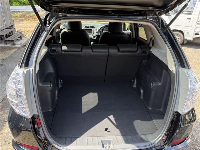 صورة مصغرة 13 لـ 2011 Honda FIT SHUTTLE HYBRID